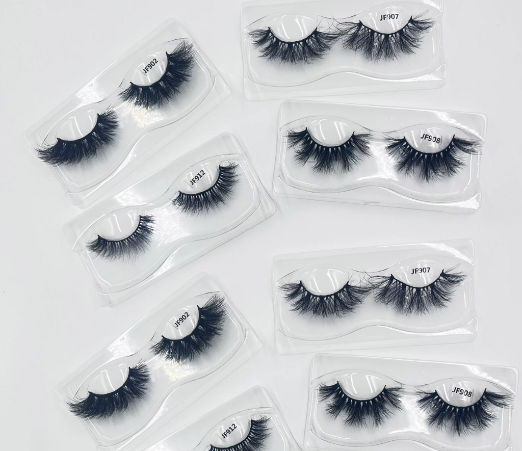 💖 3D Fluffy Faux Mink Eyelashes with Custom Box & Applicator