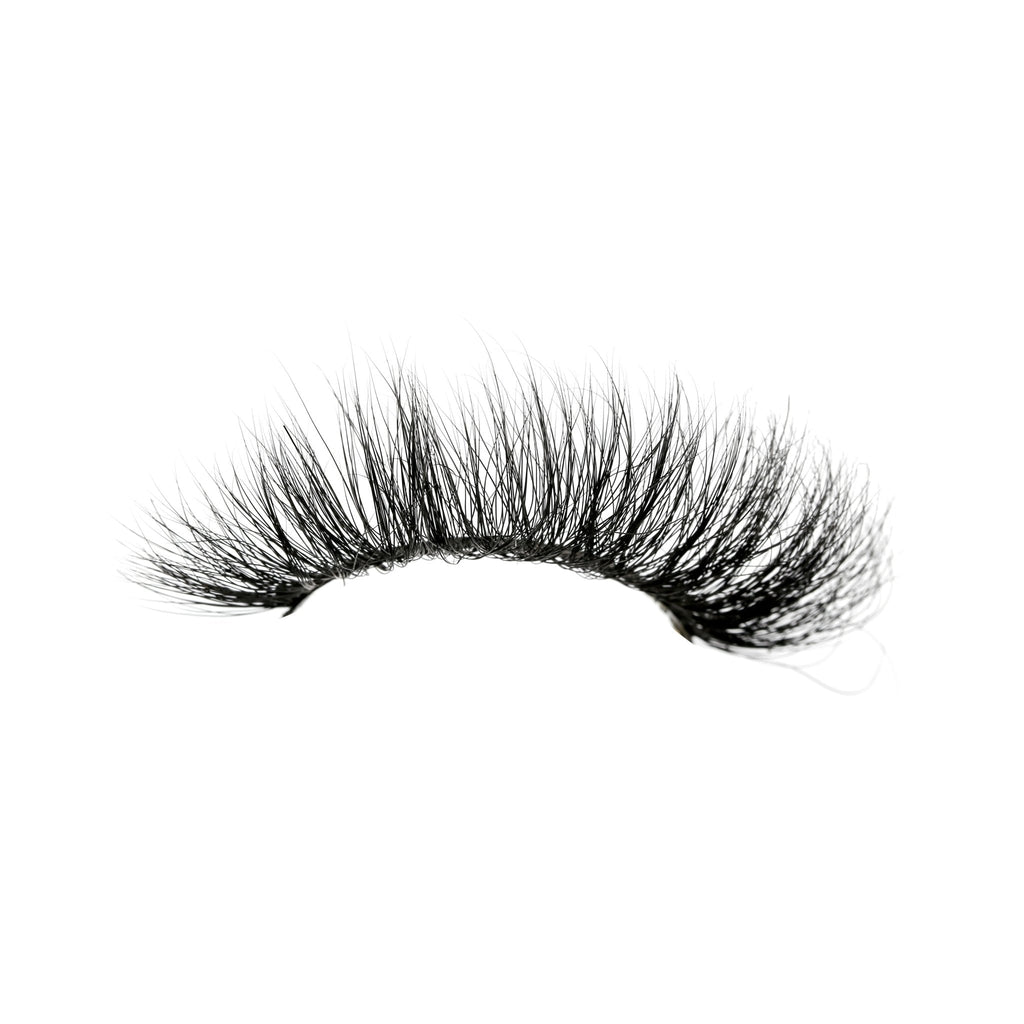 NEW!! VIP Long Dramatic Mink Lashes!!